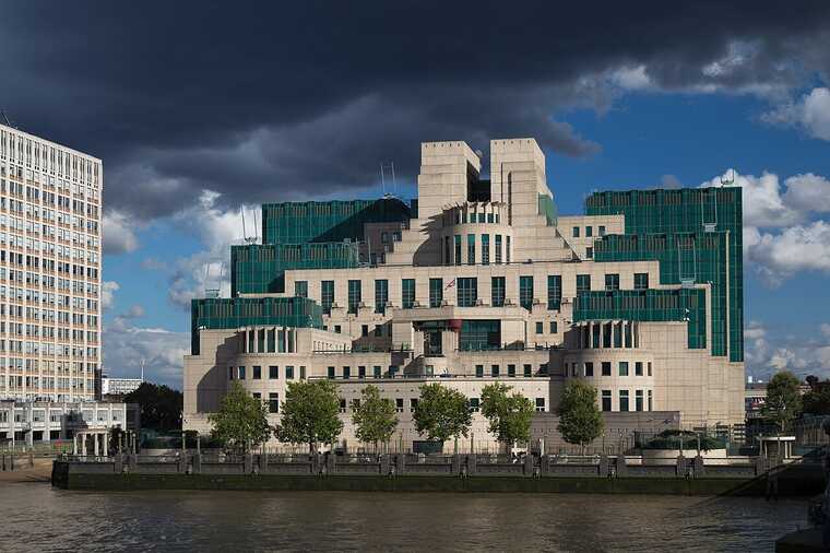 MI5 ищет специалиста со знанием чеченского языка